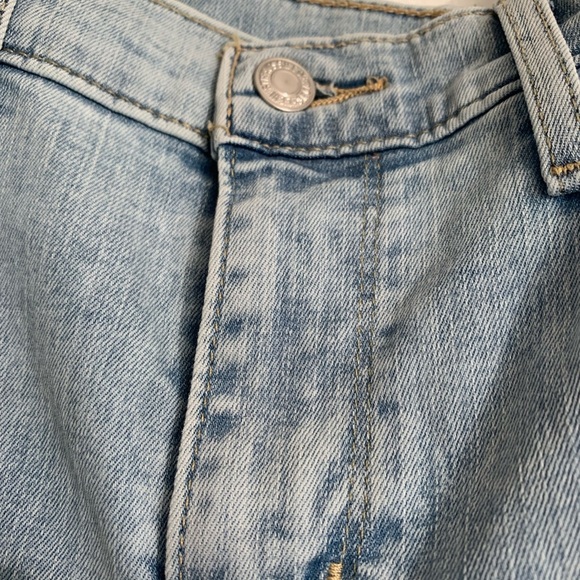 NWOT Levi's Women's High Rise Light Blue Super Skinny Jeans - Picture 2 of 6